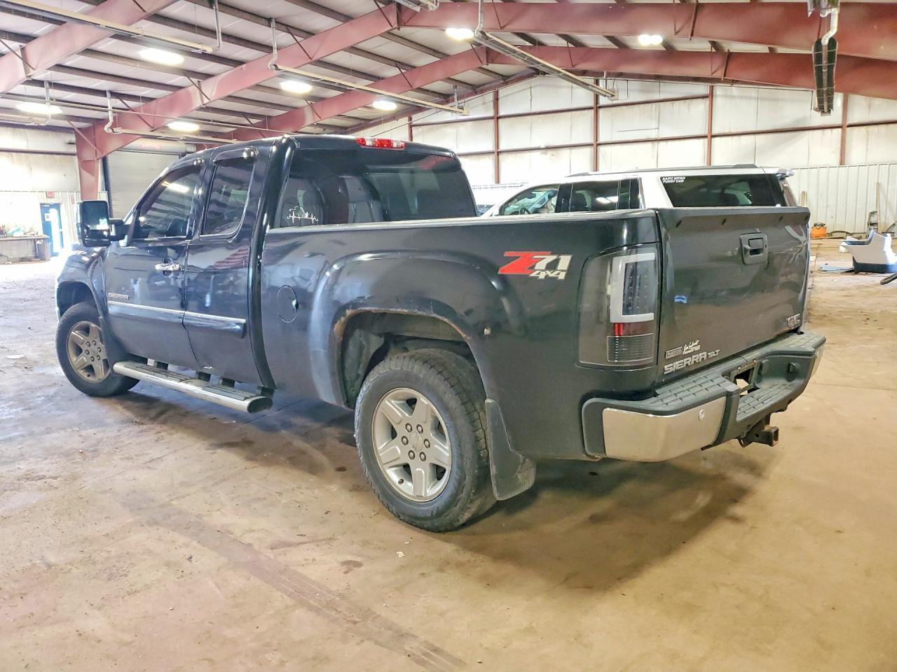 2011 GMC Sierra K1500 Slt - Фото 2