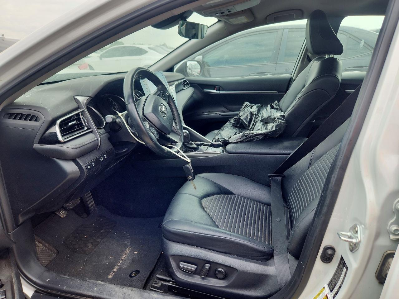 2023 Toyota Camry Se Night Shade - Image 7