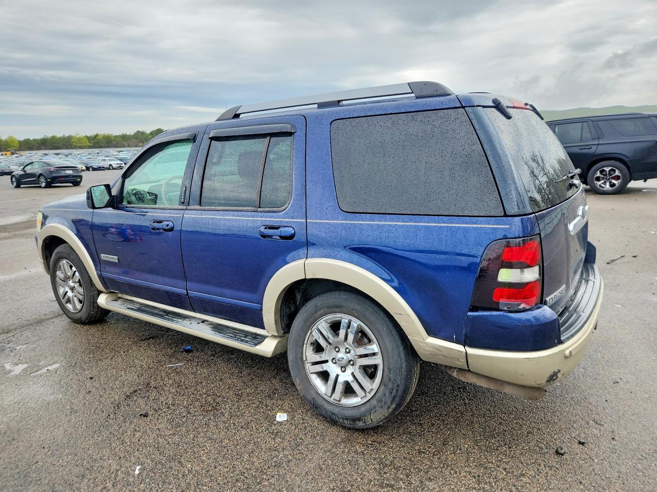2006 Ford Explorer Eddie Bauer - Фото 2