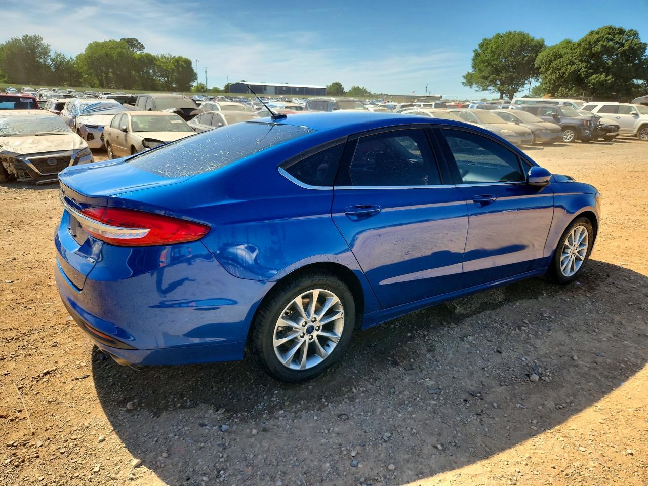 2017 Ford Fusion Se - Фото 3