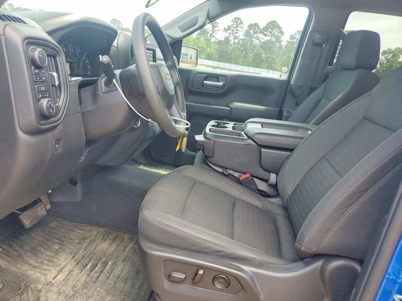 2023 Chevrolet Silverado K1500 Custom - Фото 7