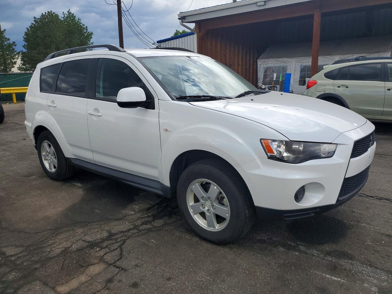 2010 Mitsubishi Outlander Es - Фото 4