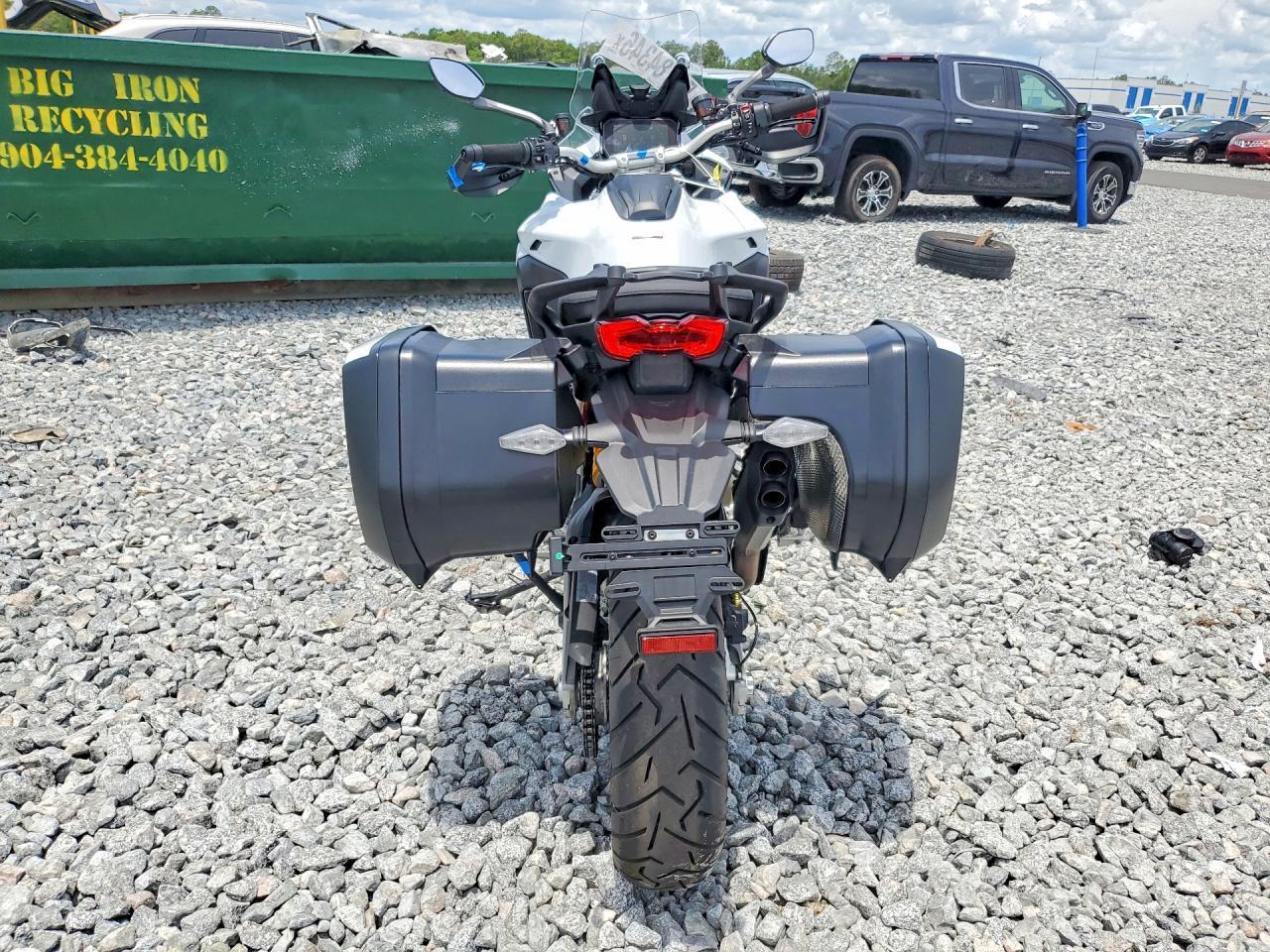 2024 Ducati Multistrada V4 - Фото 4