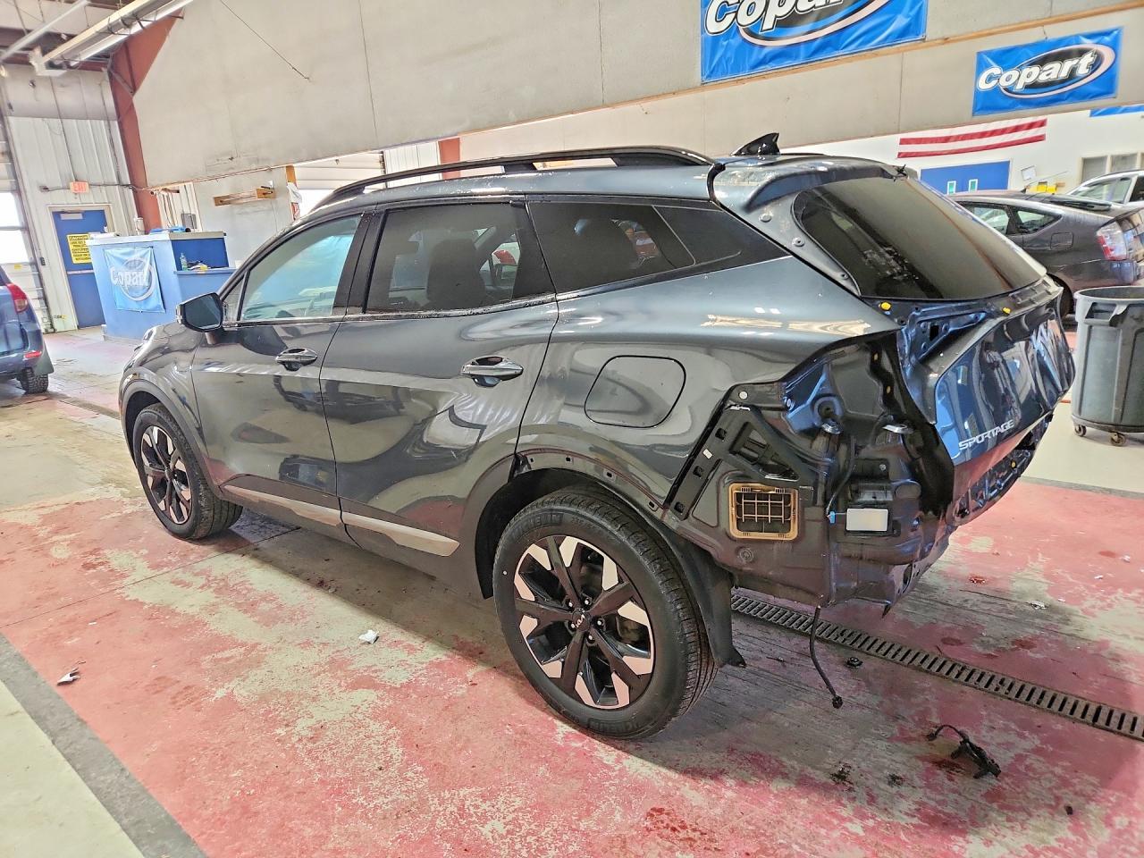 2023 Kia Sportage X Line - Фото 2