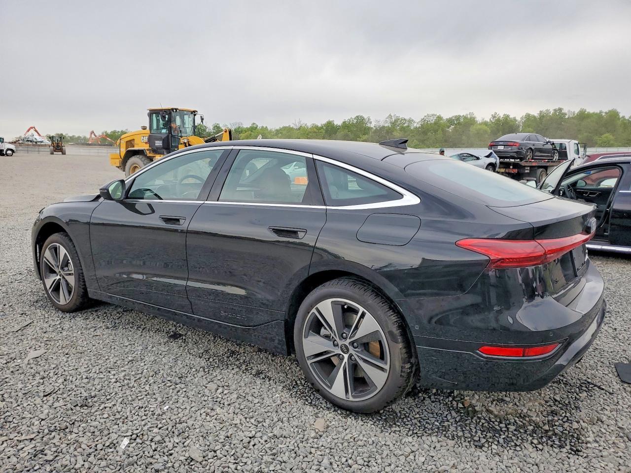 2025 Audi A6 E-Tron Prestige 60 - Фото 2