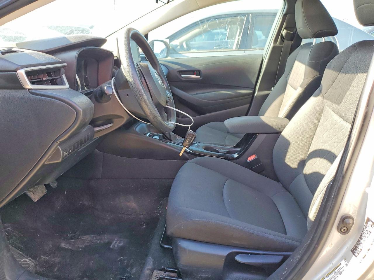 2021 Toyota Corolla Le - Фото 7