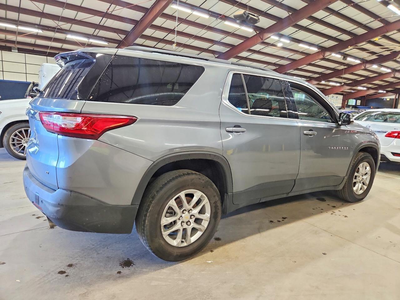2020 Chevrolet Traverse Lt - Фото 3