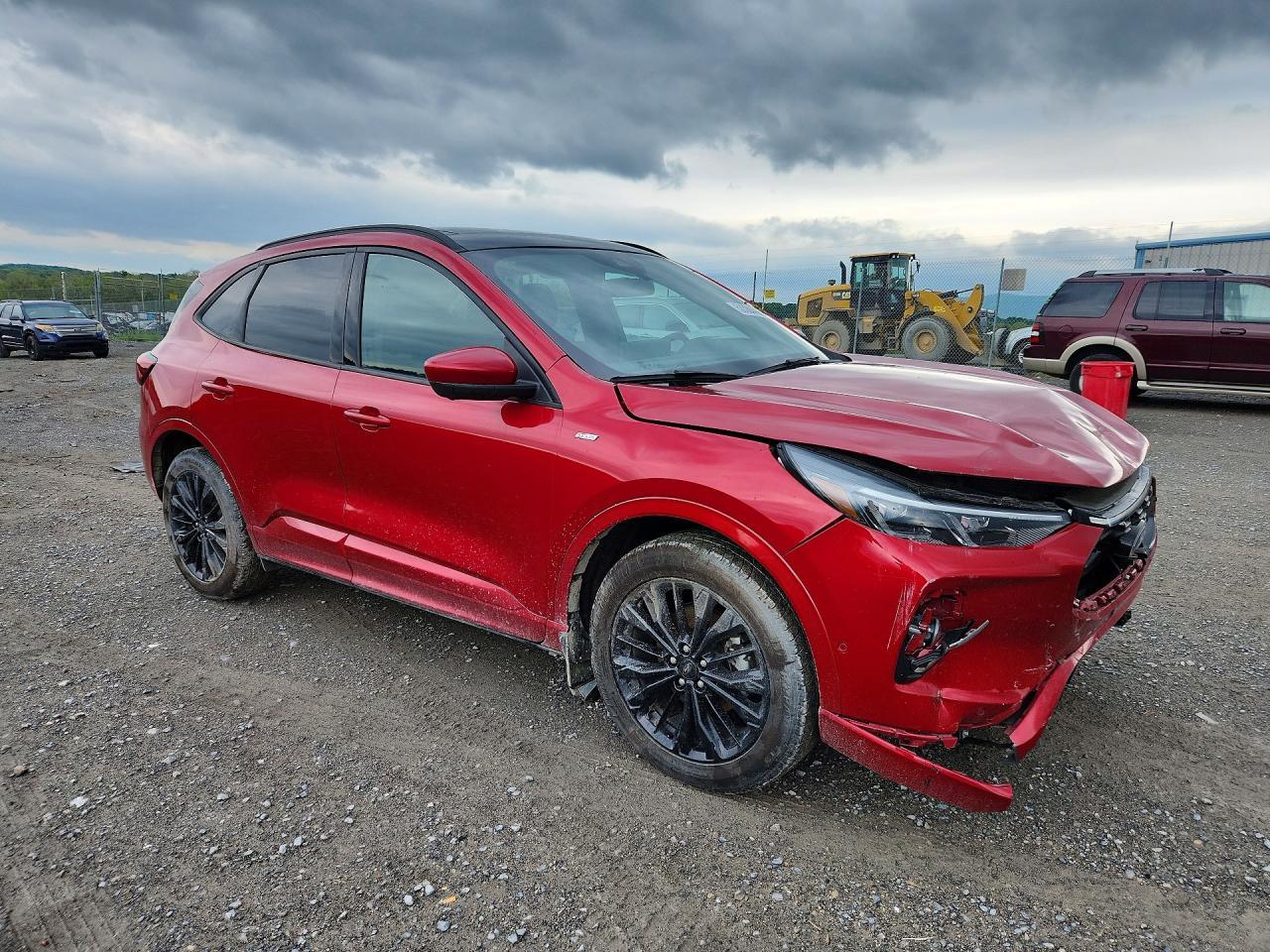 2023 Ford Escape St Line Elite - Image 4