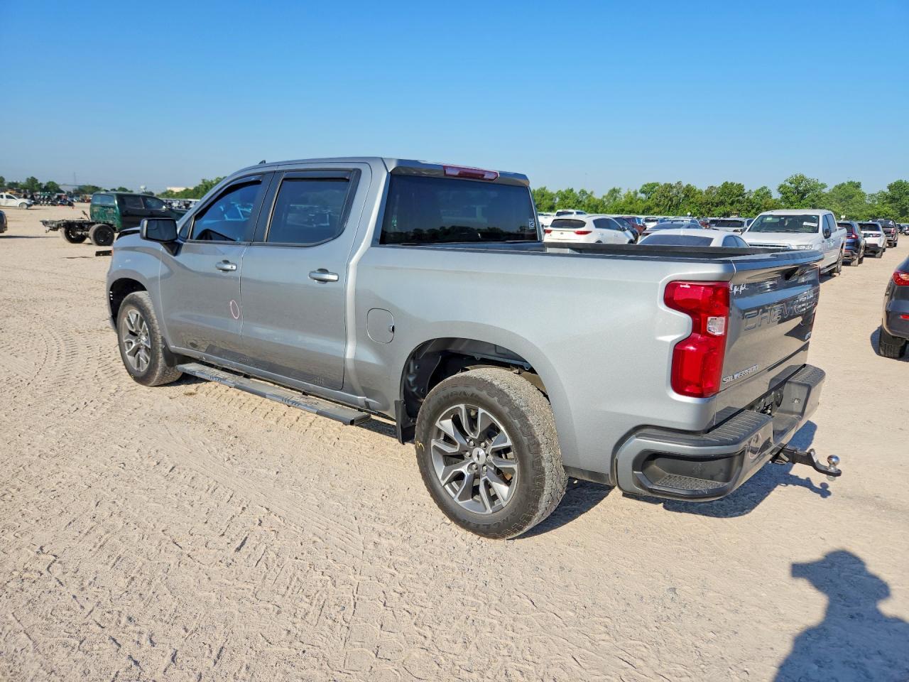2024 Chevrolet Silverado C1500 Rst - Фото 2