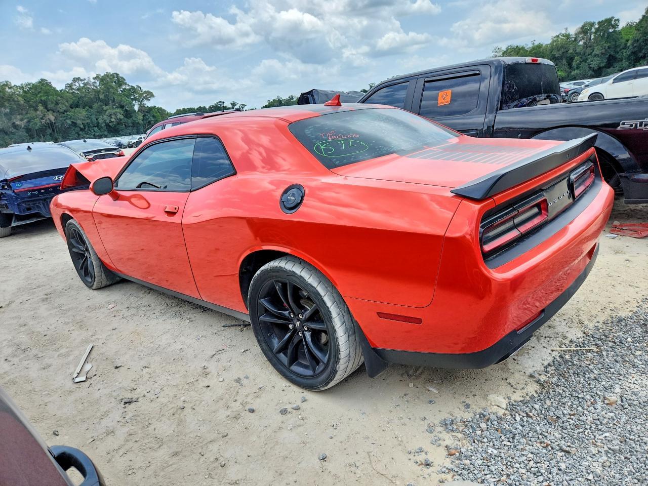 2018 Dodge Challenger Sxt - Фото 2