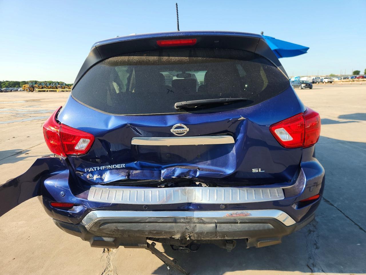 2017 Nissan Pathfinder Sl - Фото 6