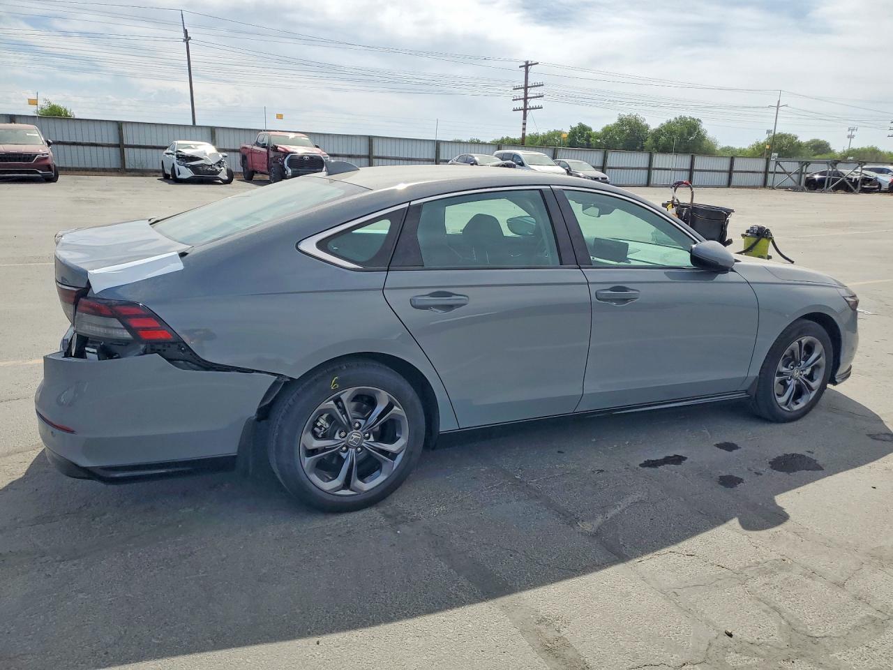 2025 Honda Accord Hybrid Exl - Фото 3