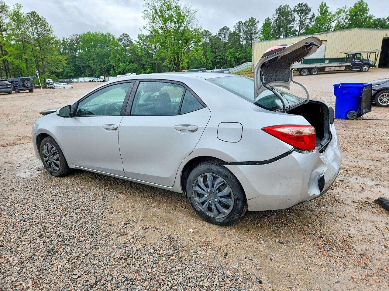 2018 Toyota Corolla L - Фото 2