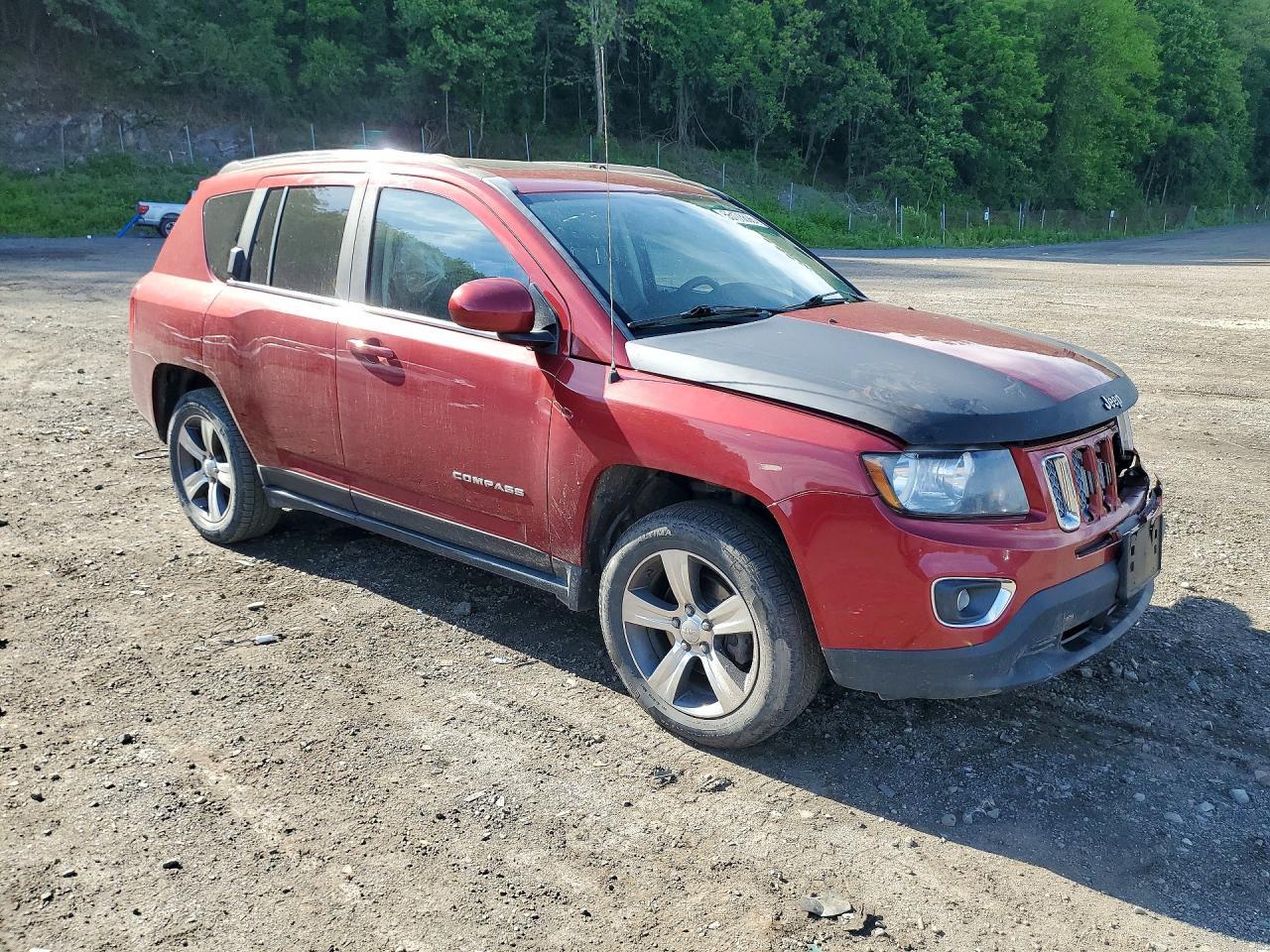 2016 Jeep Compass Latitude - Image 4