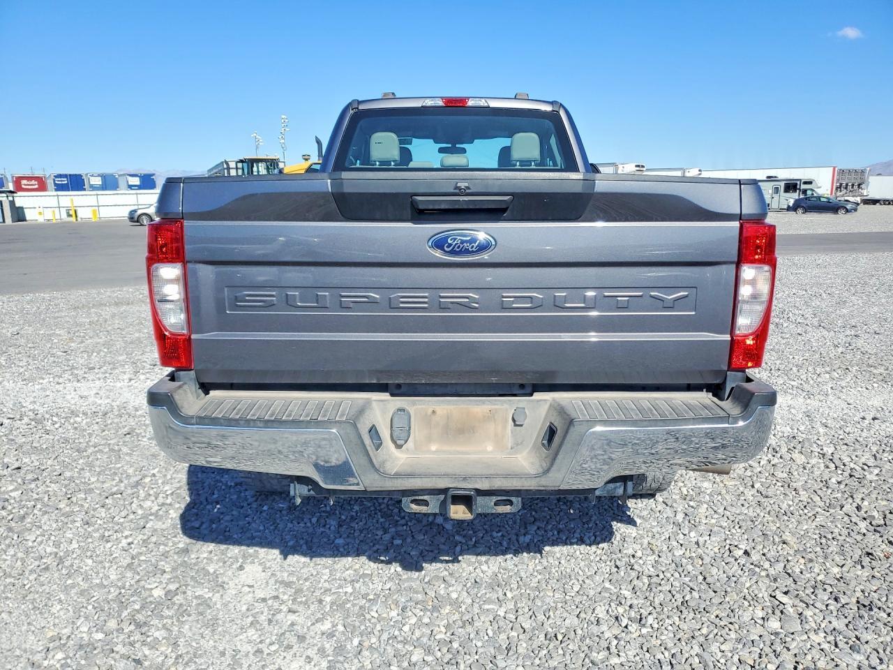 2022 Ford F250 Super Duty - Image 6