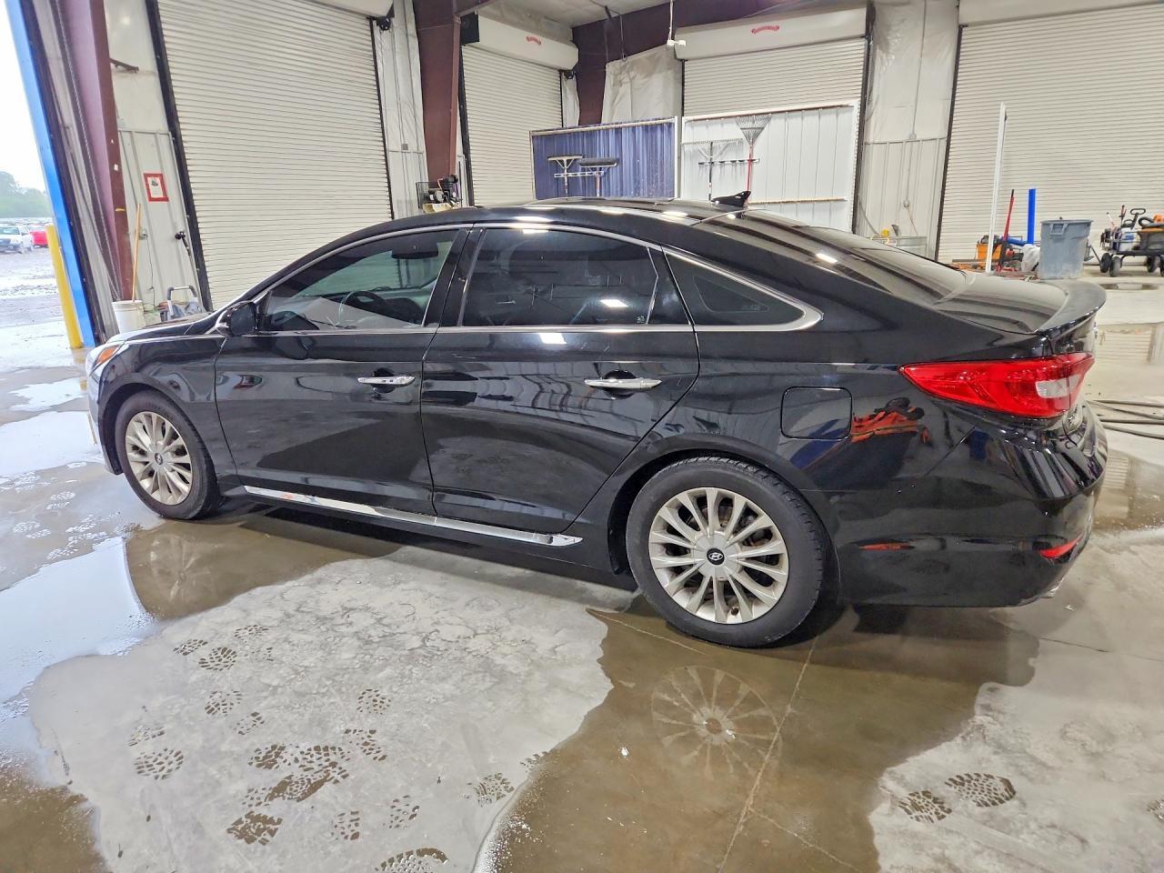 2015 Hyundai Sonata Limited - Фото 2