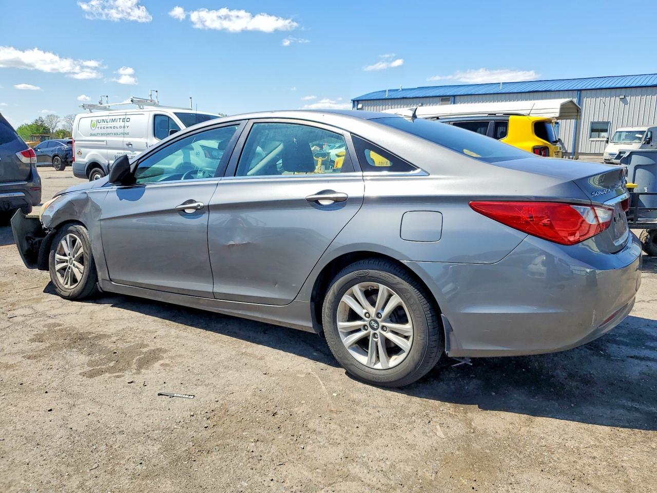 2013 Hyundai Sonata Gls - Фото 2