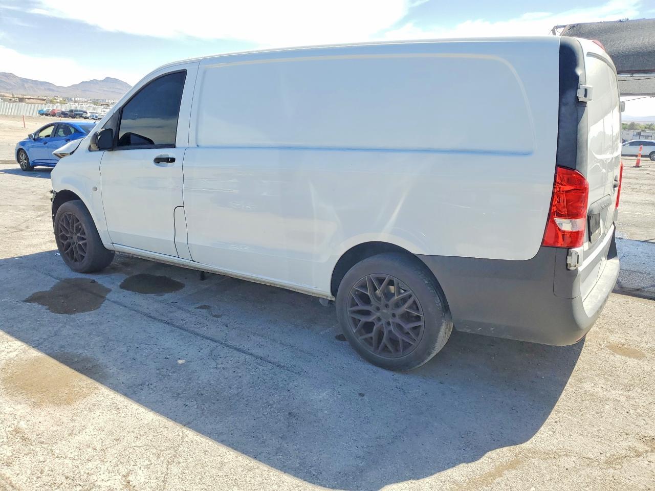 2020 Mercedes Benz Metris - Image 2