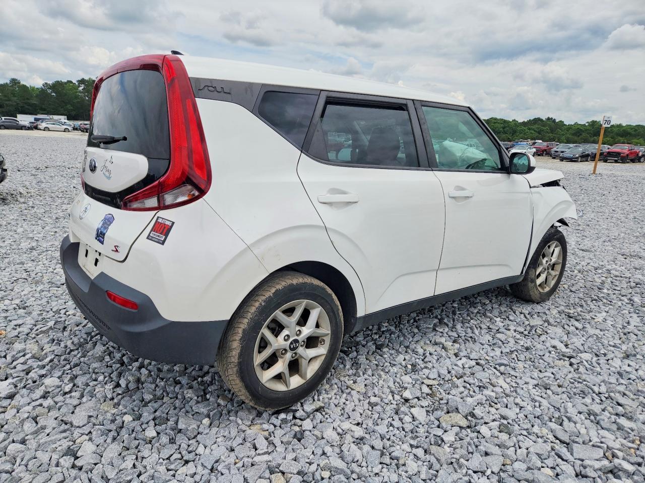 2020 Kia Soul S - Image 3