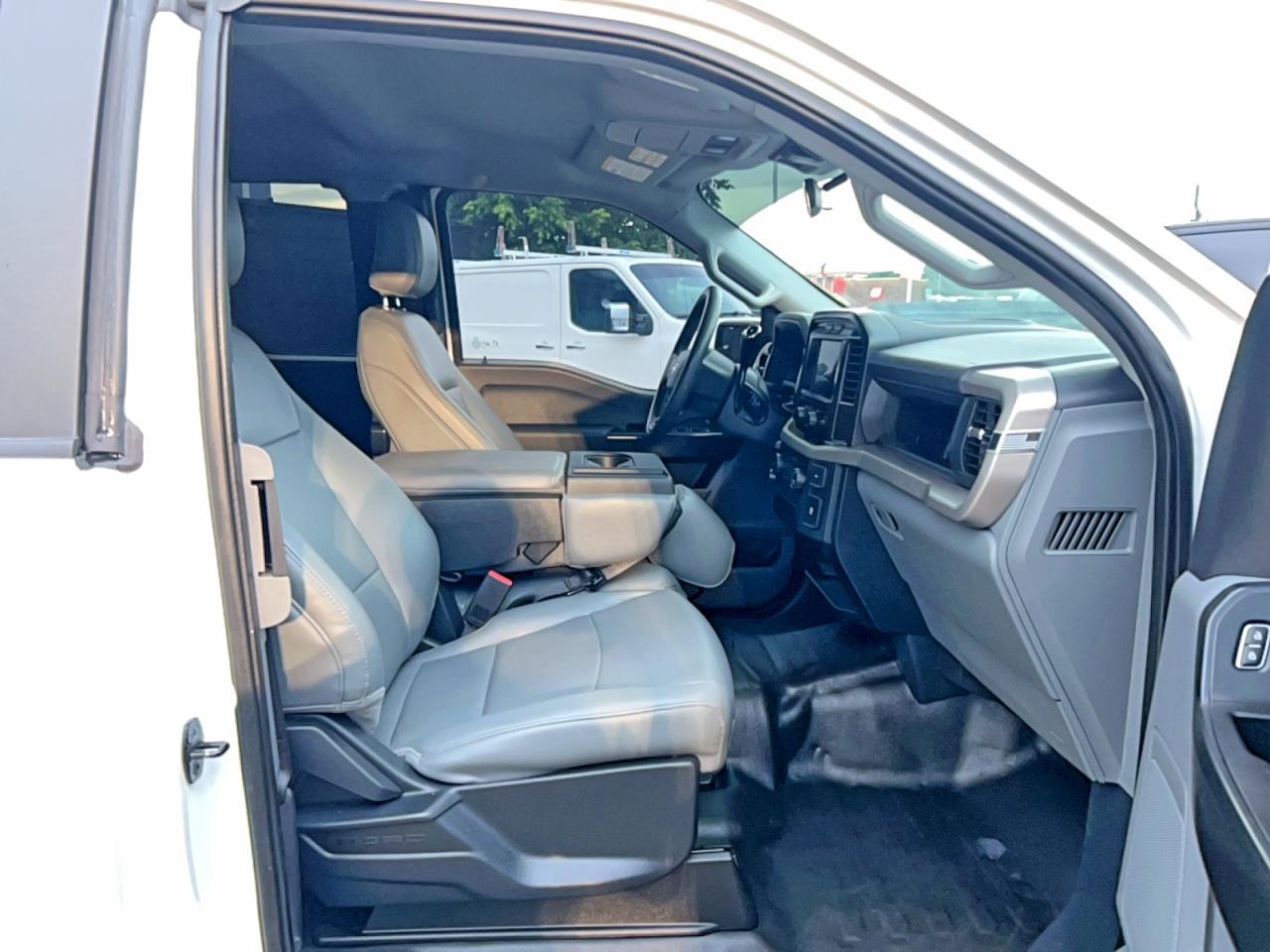 2022 Ford F150 Super Cab - Фото 5