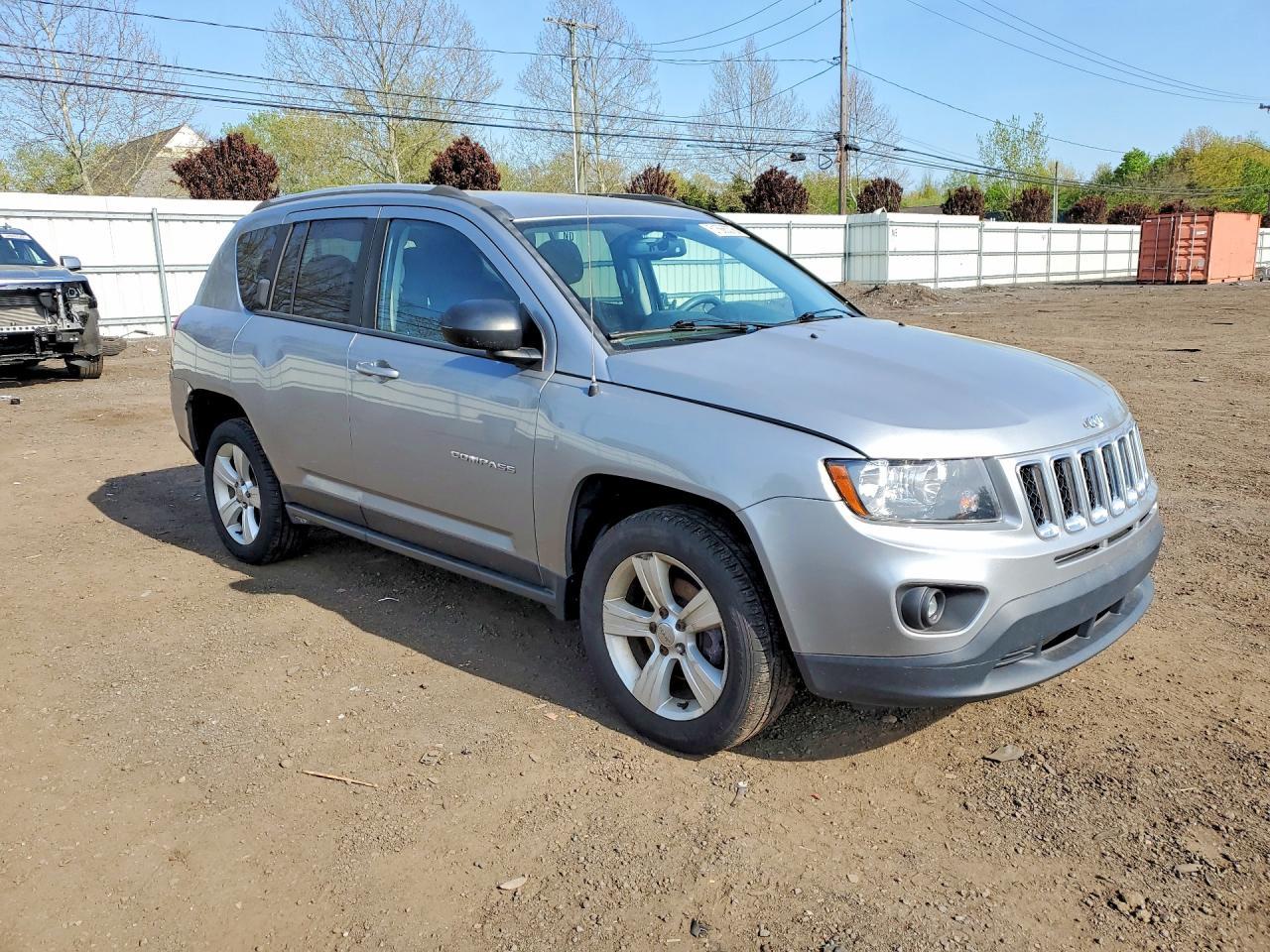 2017 Jeep Compass Sport - Фото 4