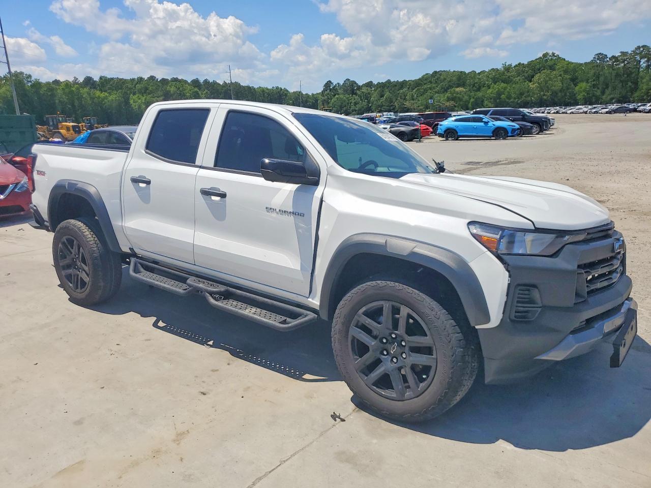 2024 Chevrolet Colorado Trail Boss - Фото 4