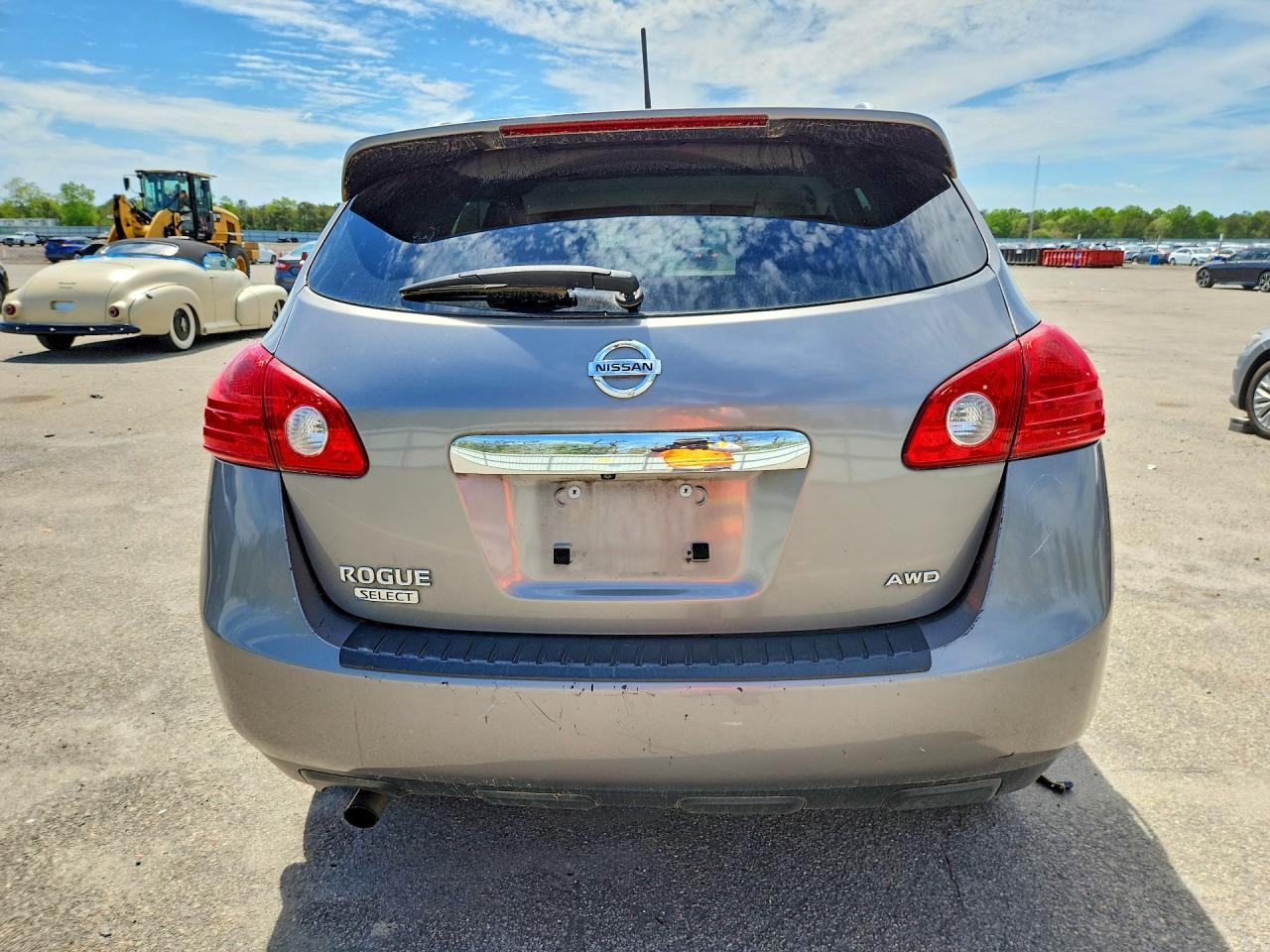 2015 Nissan Rogue Select S - Image 6