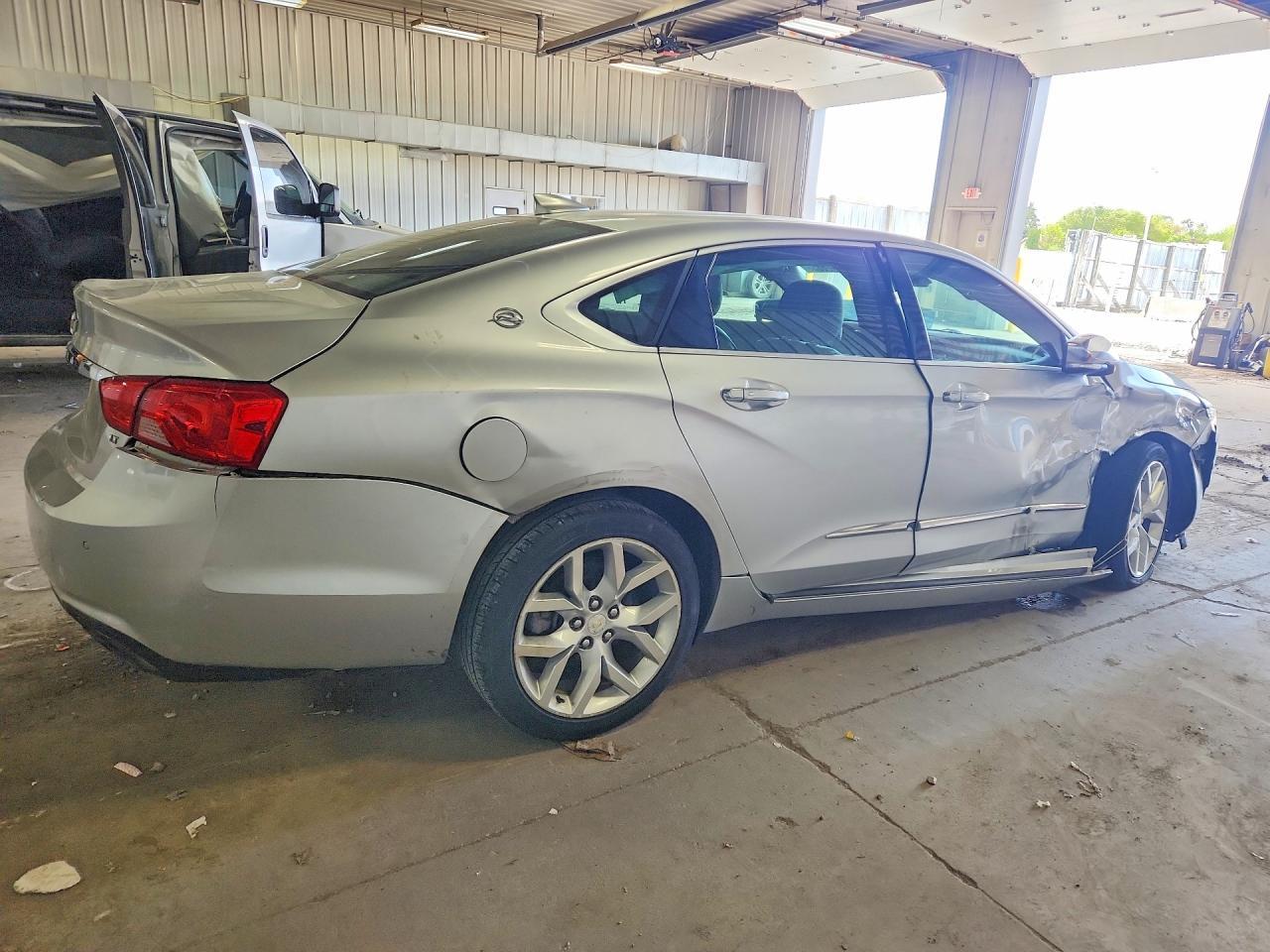 2015 Chevrolet Impala Ltz - Image 3