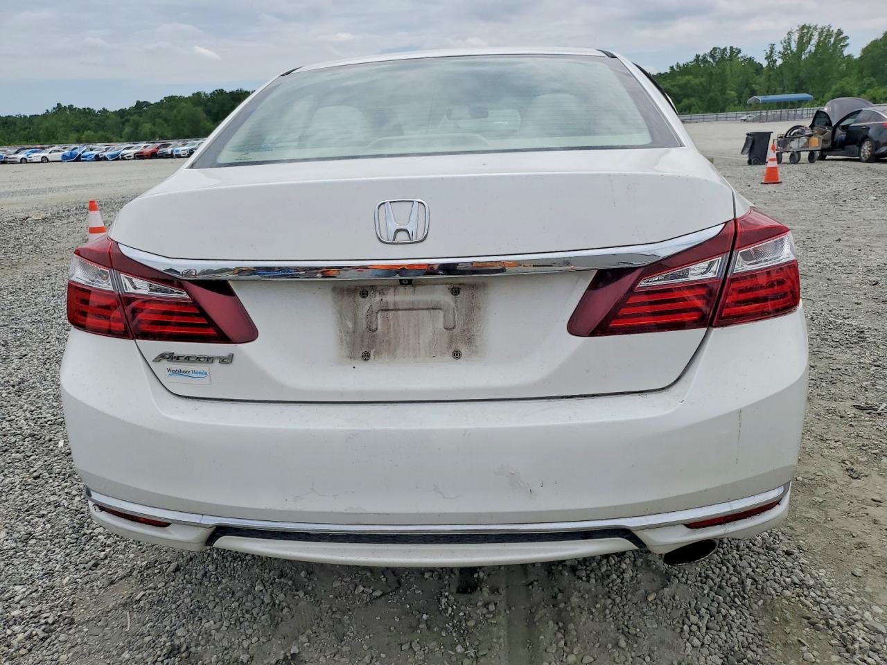 2017 Honda Accord Lx - Фото 6