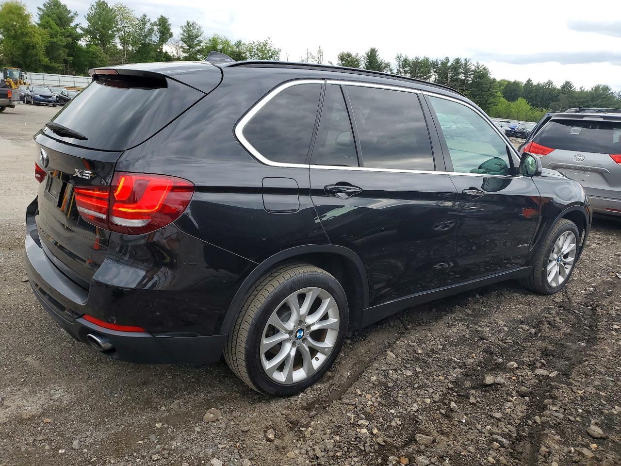 2016 BMW X5 xDrive35I - Фото 3