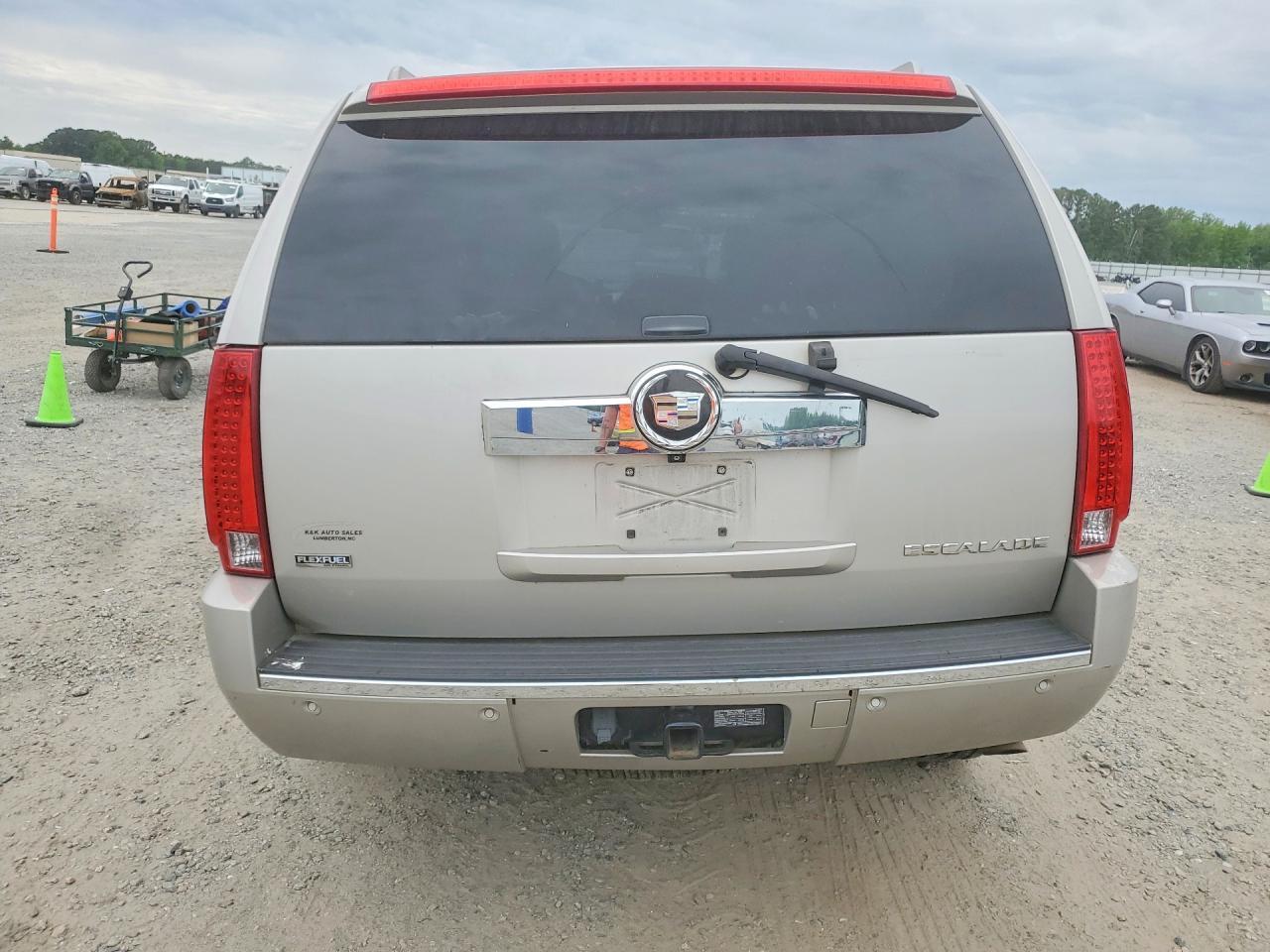 2009 Cadillac Escalade Luxury - Фото 6