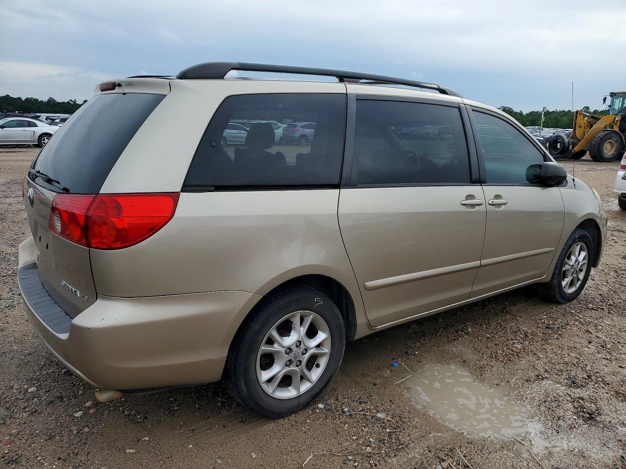 2006 Toyota Sienna Le - Фото 3