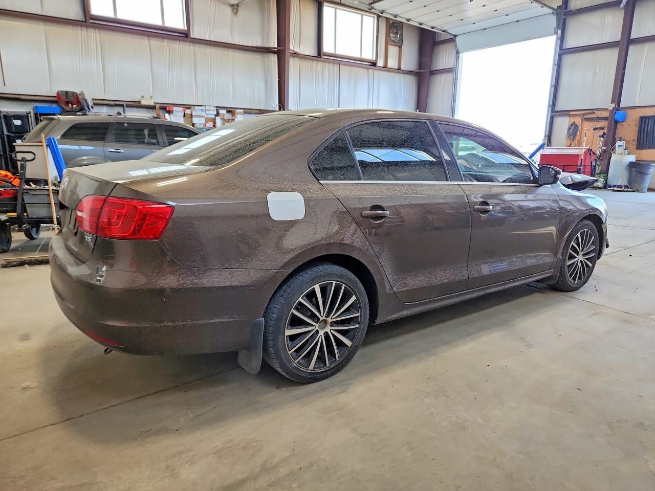 2013 Volkswagen Jetta Se - Image 3