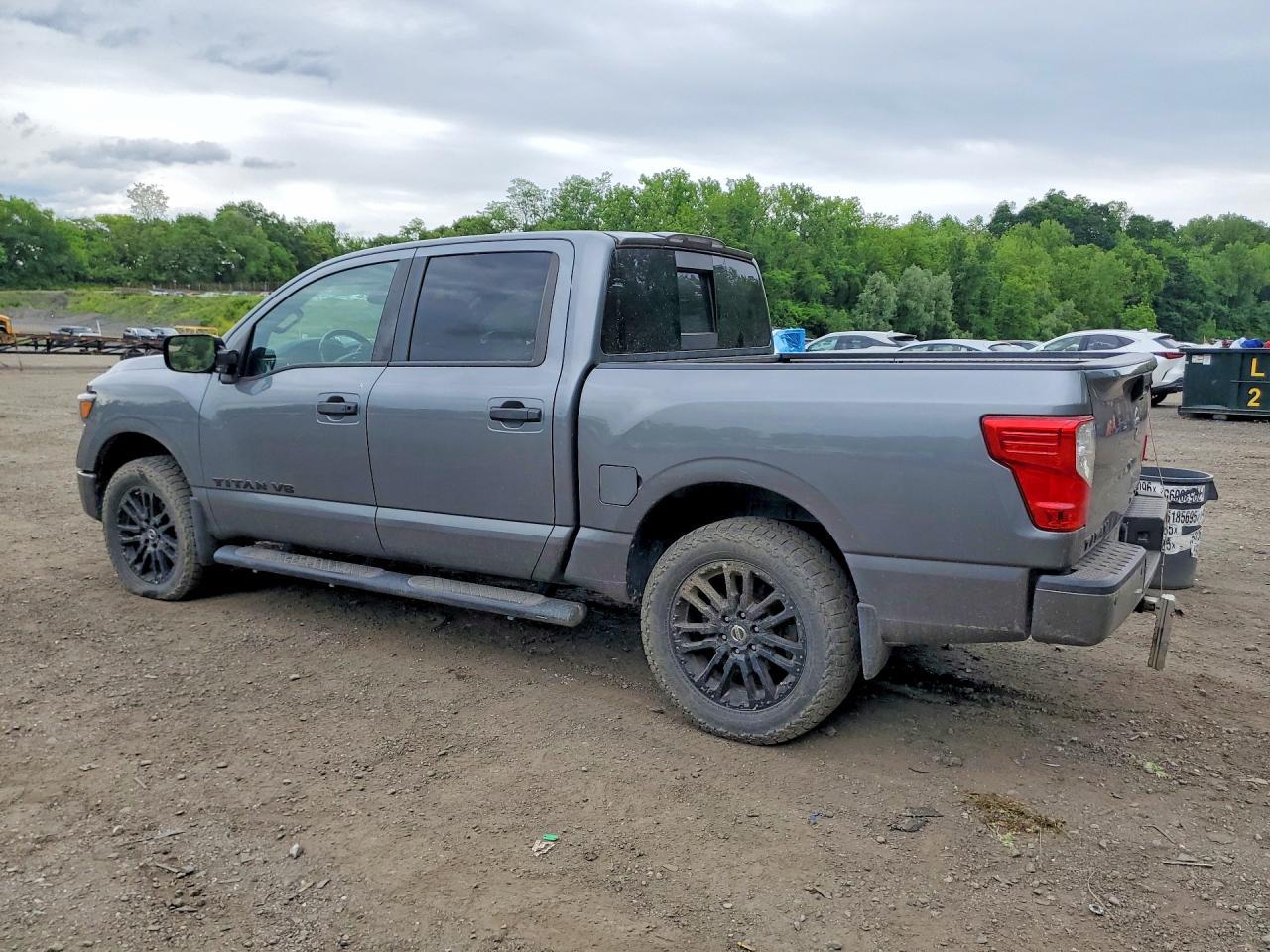 2018 Nissan Titan Sl - Фото 2