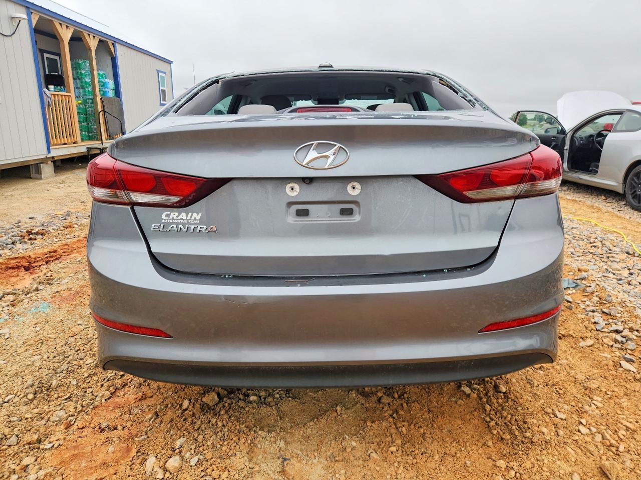 2017 Hyundai Elantra Se - Фото 6