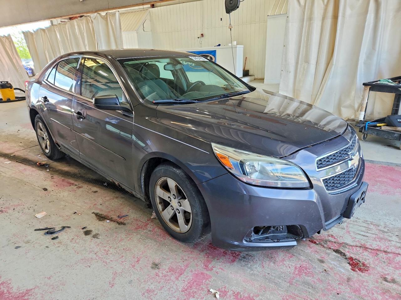 2013 Chevrolet Malibu Ls - Image 4
