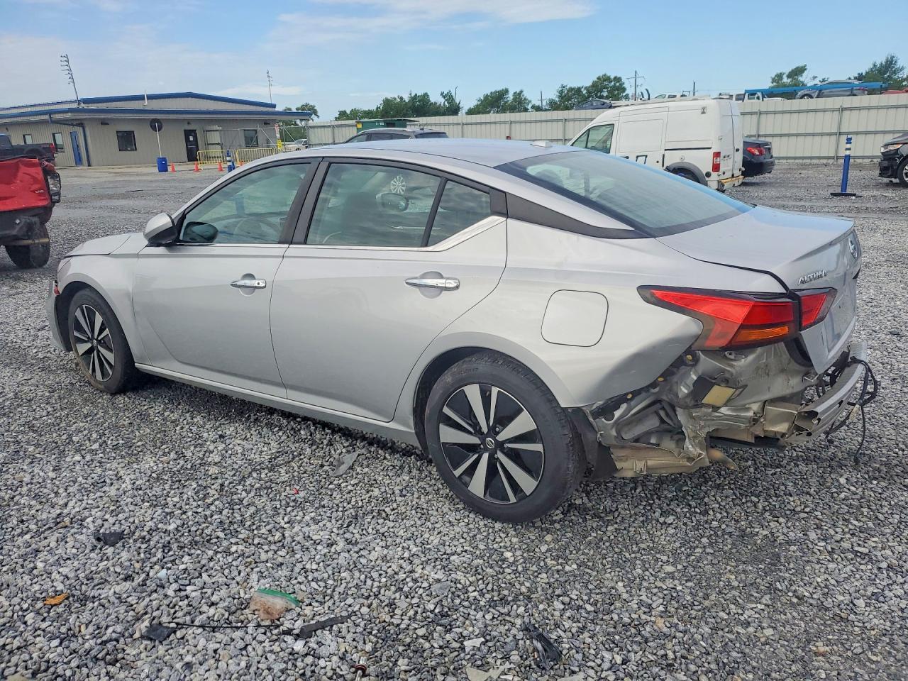 2021 Nissan Altima Sv - Фото 2