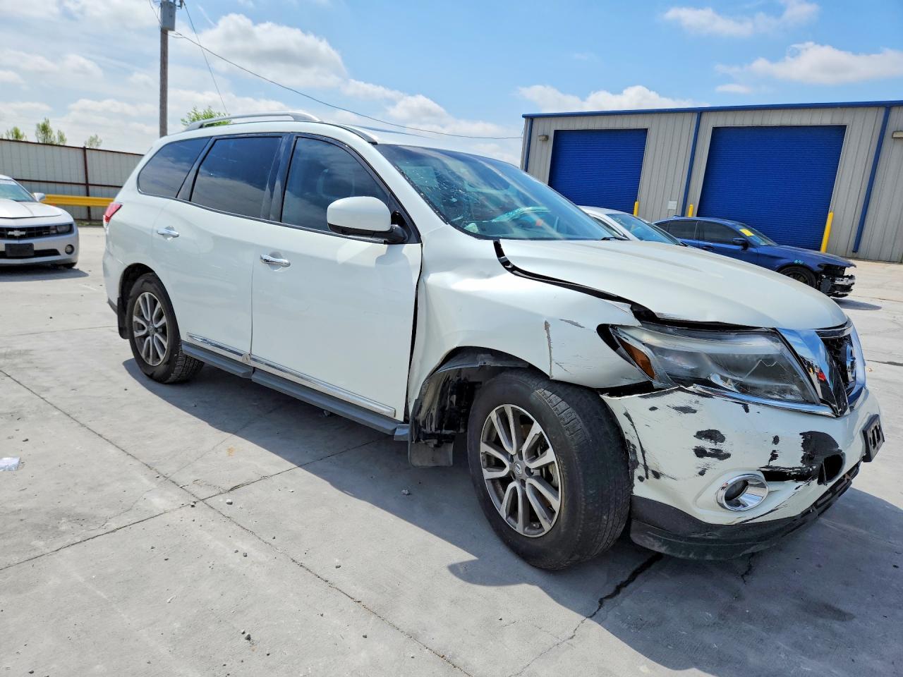 2015 Nissan Pathfinder Sl - Image 4