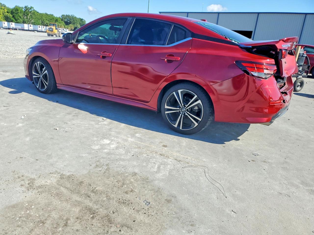 2020 Nissan Sentra Sr - Image 2