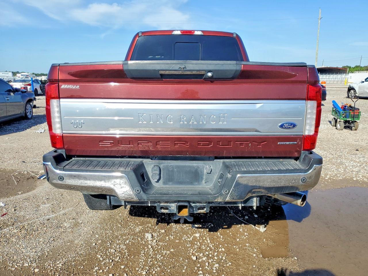 2017 Ford F250 Super Duty - Image 6