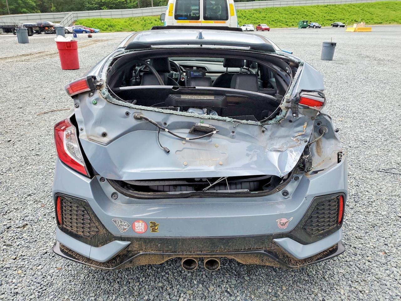 2019 Honda Civic Sport Touring - Фото 6