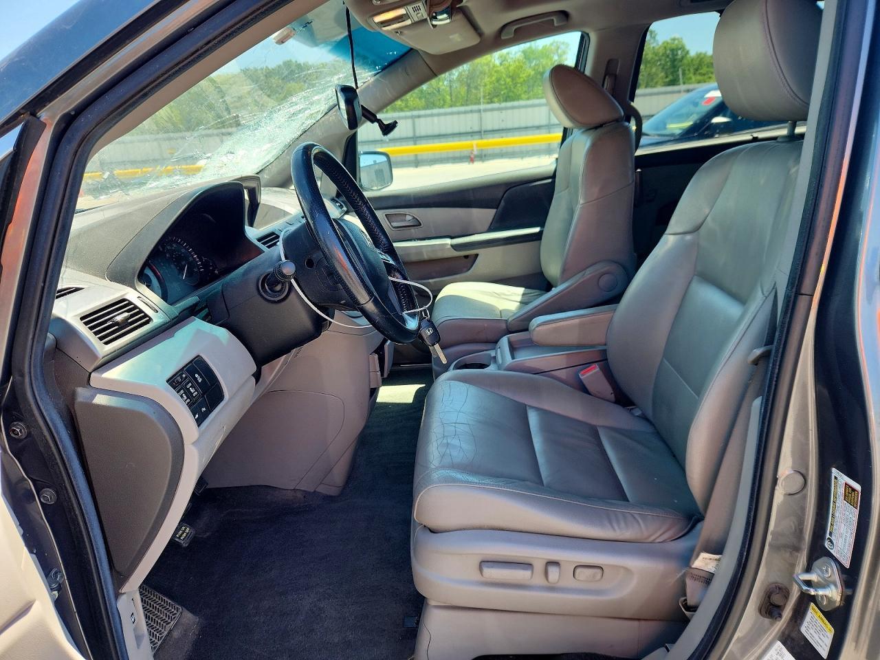 2012 Honda Odyssey Touring - Фото 7
