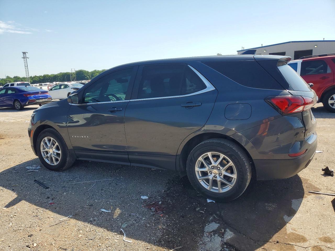2022 Chevrolet Equinox Lt - Фото 2
