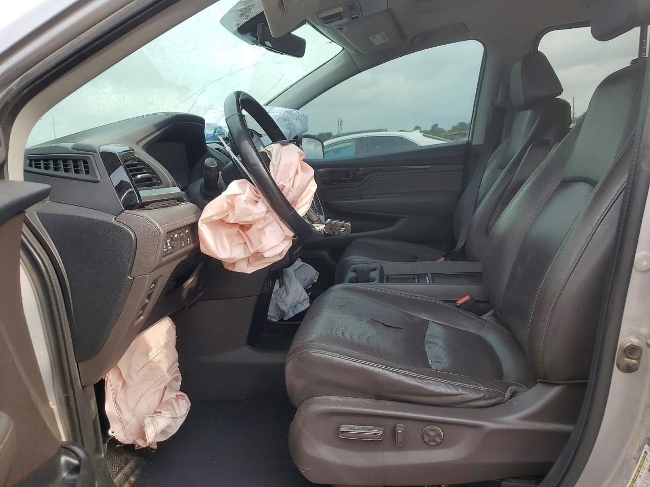 2018 Honda Odyssey Elite - Image 7
