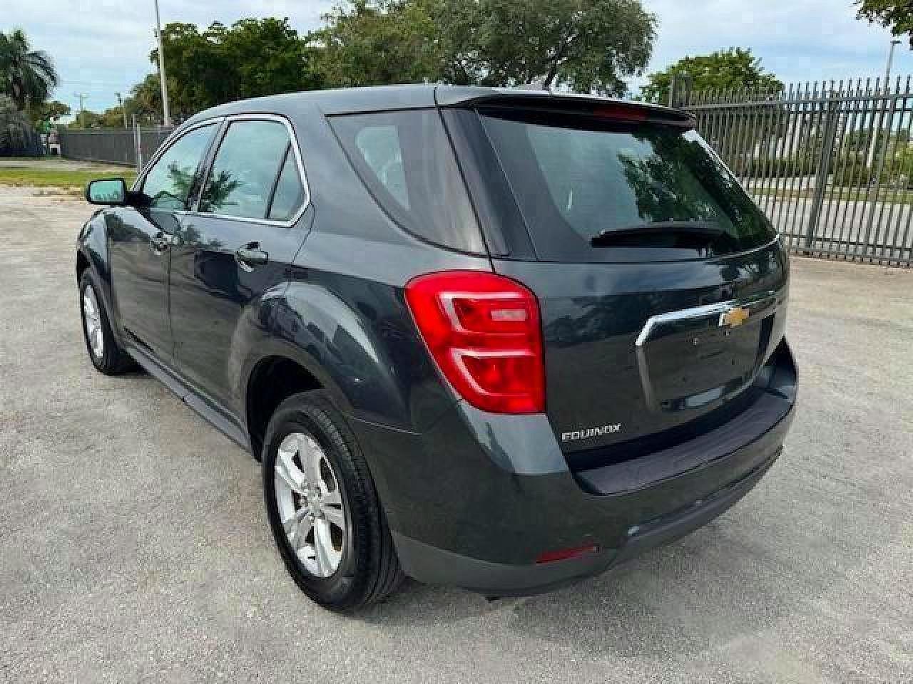 2017 Chevrolet Equinox Ls - Image 2