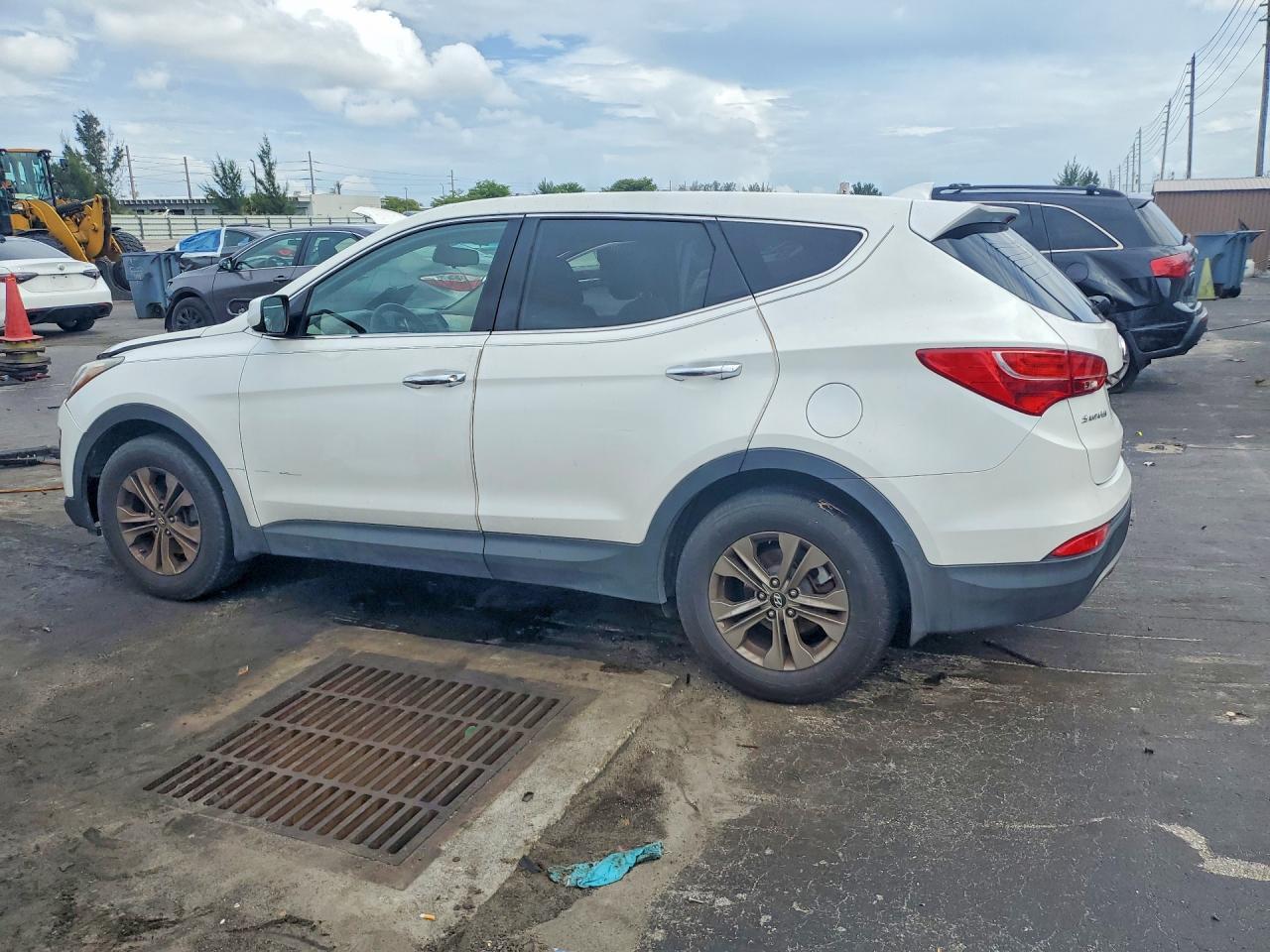 2013 Hyundai Santa Fe Sport 2.4L - Фото 2