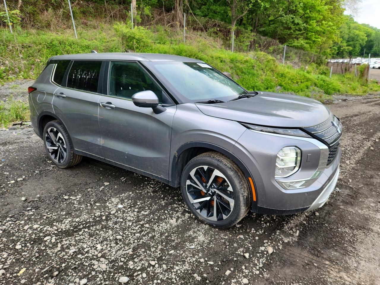 2022 Mitsubishi Outlander Se - Фото 4