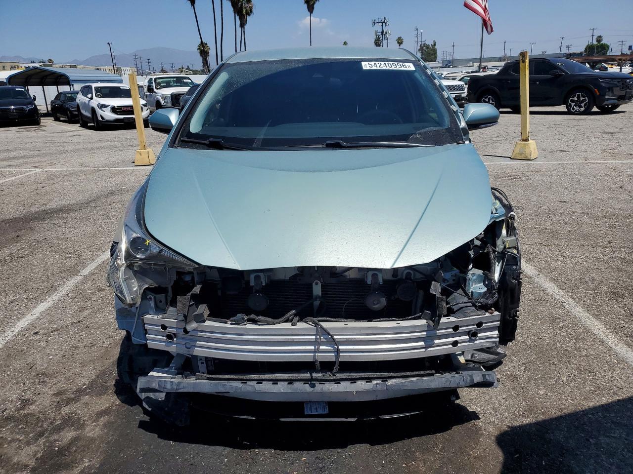 2018 Toyota Prius Two - Фото 5