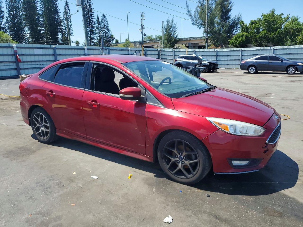 2016 Ford Focus Se - Image 4