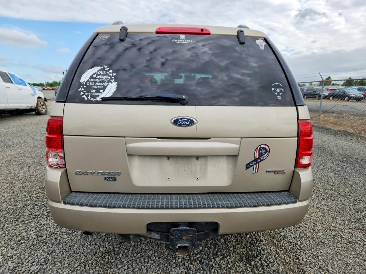 2005 Ford Explorer Xlt - Image 6
